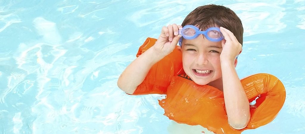 Arizona-pool-safety-tips-for-kids-in-summer-e1597046431422