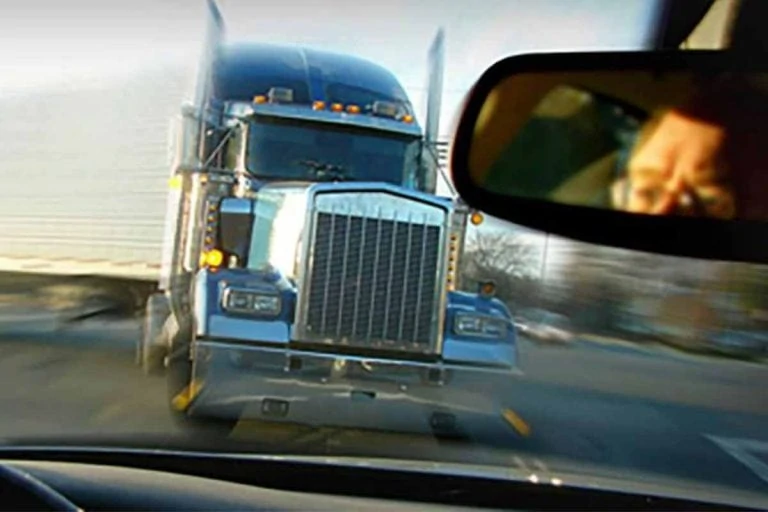 Abogado de accidentes de camiones y vehículos comerciales de Arizona